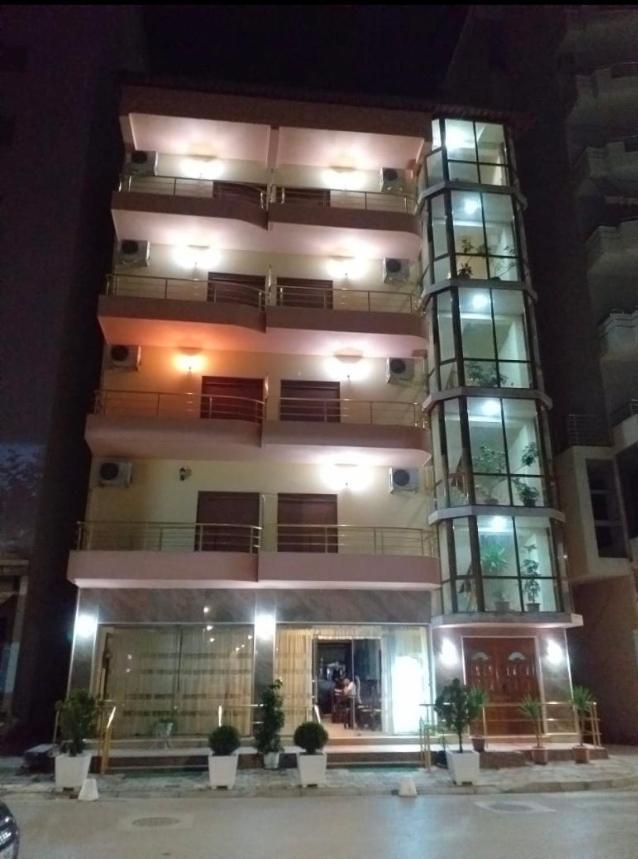 Hotel Edland Vlorë エクステリア 写真