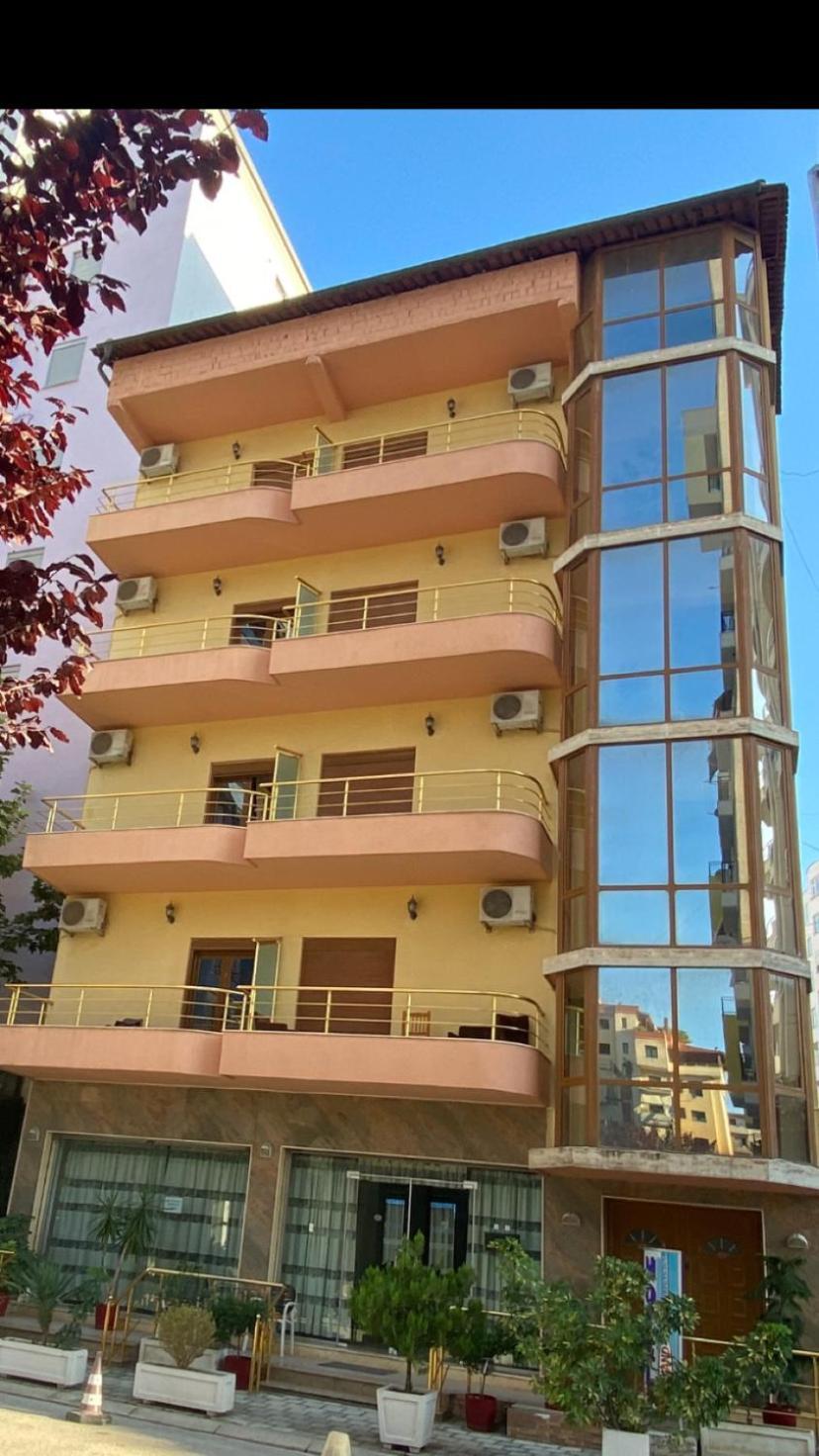 Hotel Edland Vlorë エクステリア 写真